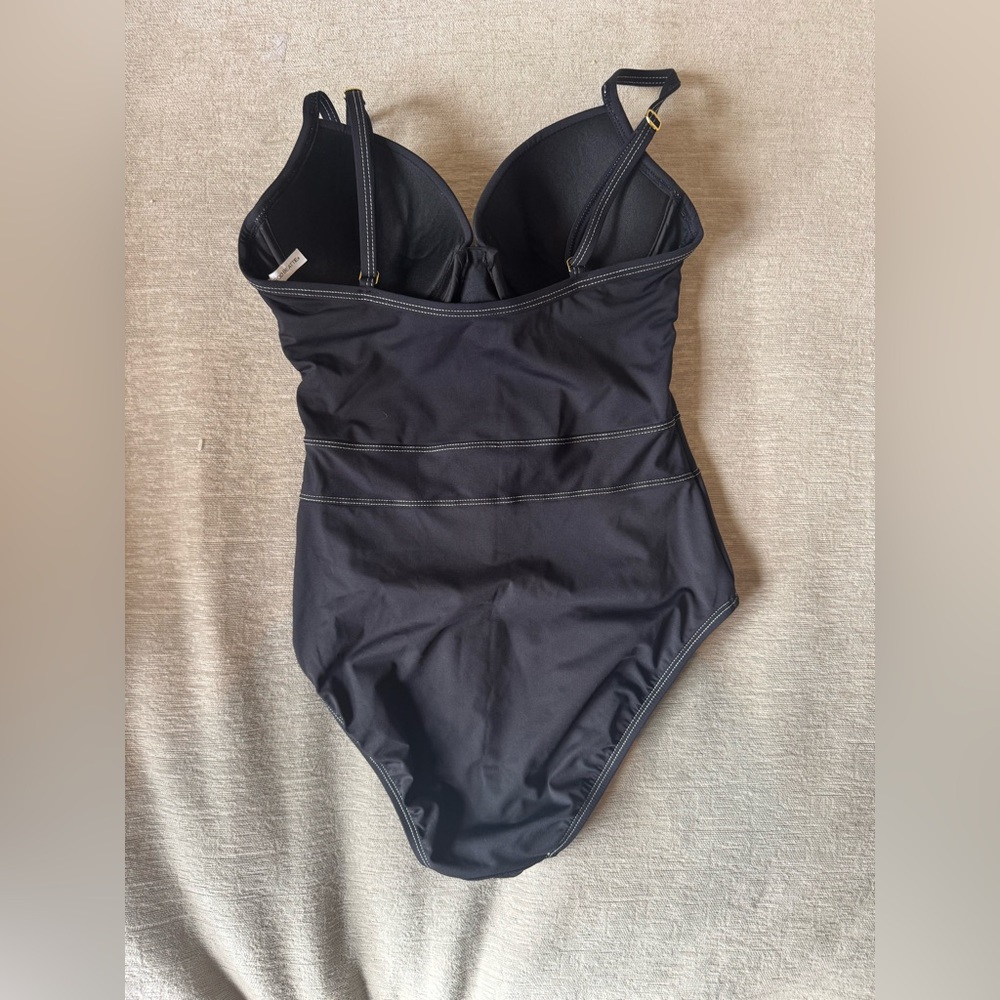 Bleu Rod Beattie Black Belted One Piece Swimsuit — Size 4 | Shaping | Underwire - Picture 4 of 9